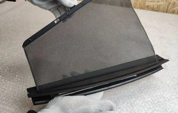 BMW 5 E39 Rear door sun blind/shade 8225721