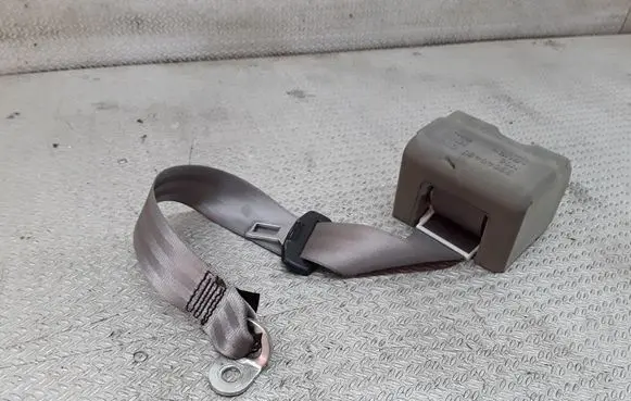Audi A3 S3 8P Rear seatbelt 33040488 8P3857805B