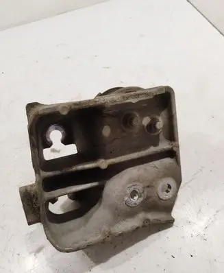 Subaru Outback Engine mount bracket 1004072211