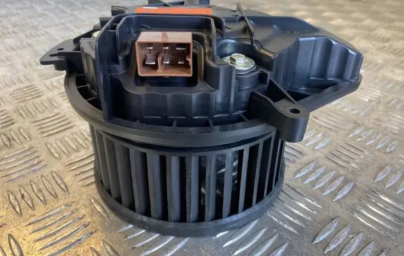 Seat Exeo (3R) Heater fan/blower 8E1820021E 983692C 9020016