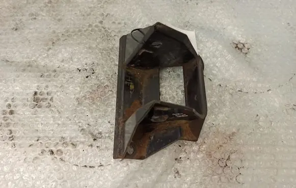 MG ZT - ZT-T Engine mounting bracket