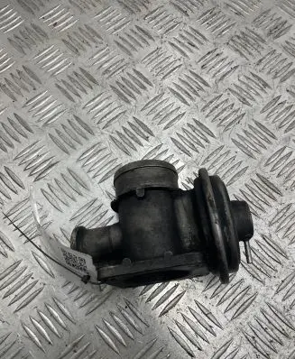 BMW 5 E39 Throttle valve