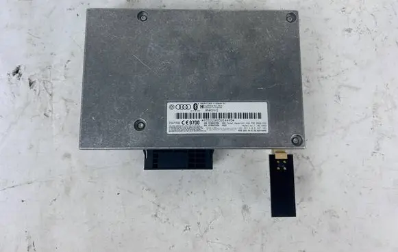 Audi A4 S4 B8 8K Bluetooth control unit module 8T0862335A