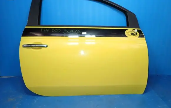 Fiat 500 Front door