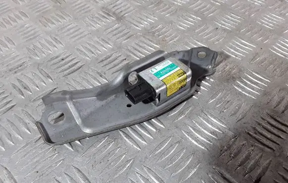 Lexus GS 300 350 430 450H Airbag deployment crash/impact sensor 8983430020 1879001781