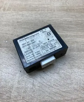 Mazda 626 Coolant fan relay GE4T675D2