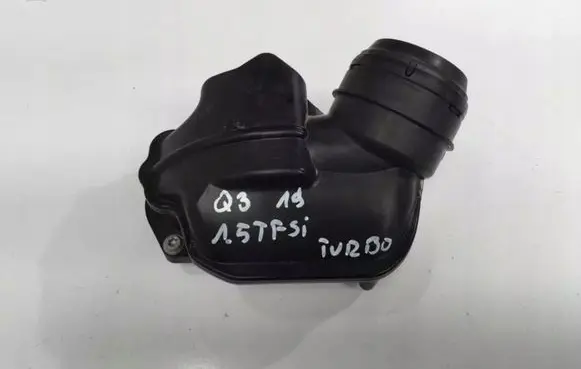 Audi Q3 F3 Turbo air intake inlet pipe/hose 05E129656F