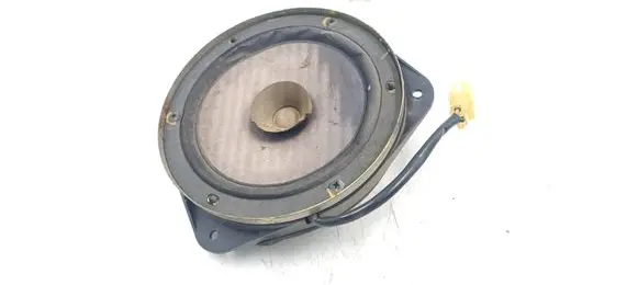 Subaru Impreza I Front door speaker EAS16P475B