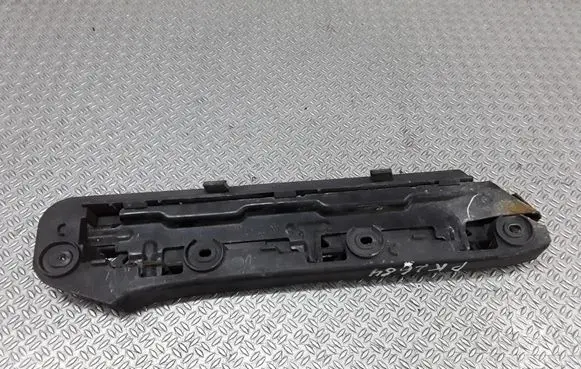 Front bumper mounting bracket