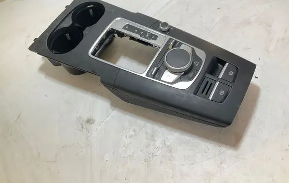 Audi A3 S3 8V Head unit multimedia control 8V0919614BJ 1700050393