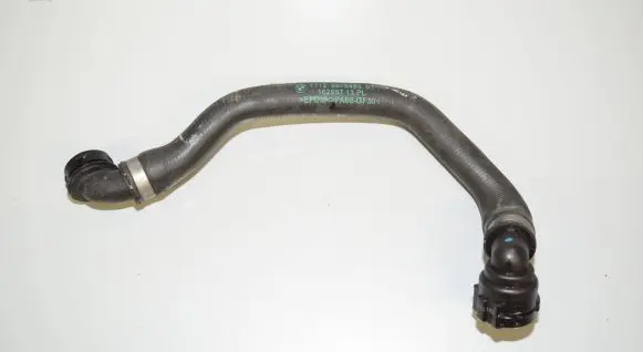 BMW 5 G30 G31 Engine coolant pipe/hose 8678493 17128678493