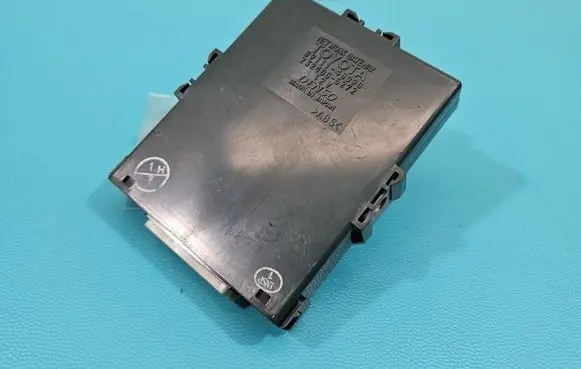 Lexus RX 330 - 350 - 400H Central body control module 89111-48090 IMPRK1483966