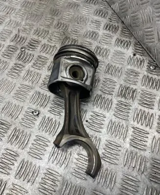 Fiat Ducato Piston with connecting rod
