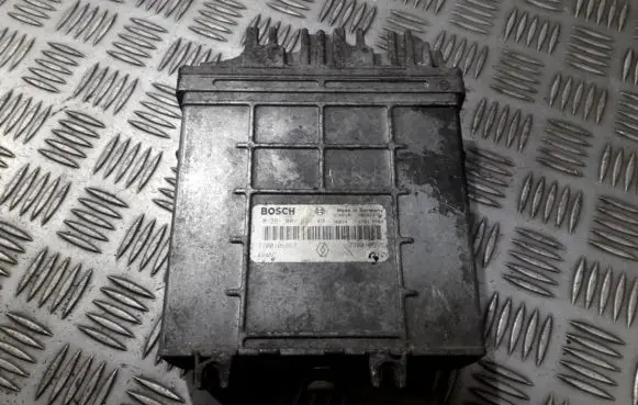 Renault Scenic I Engine control unit/module 0281001699 7700106867