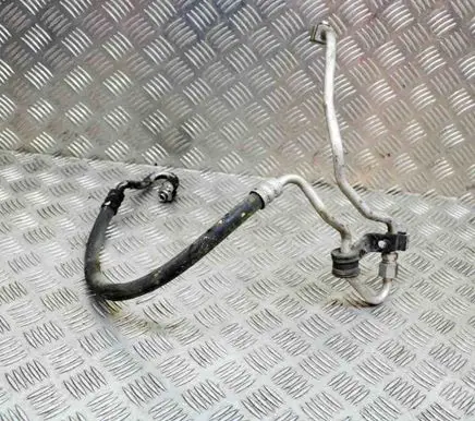 Air conditioning (A/C) pipe/hose