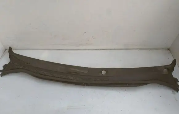 Toyota Avensis T250 Wiper trim 5578205030