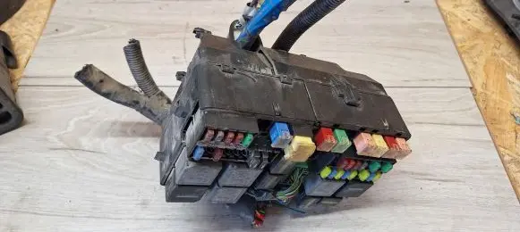 Ford Mondeo Mk III Fuse box set 1S7T14A142AA 71543256