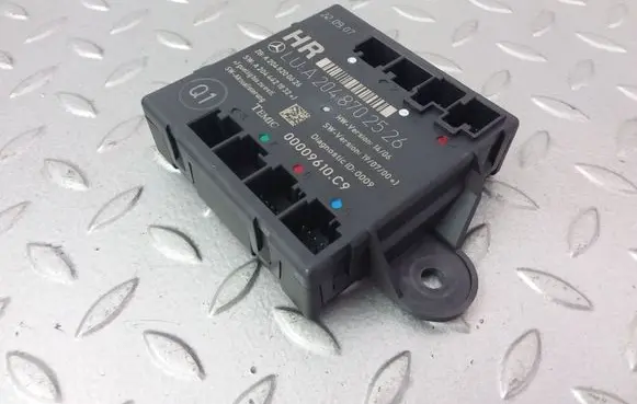 Mercedes-Benz C W204 Door control unit/module A2048702526 2048702526 A2048200626