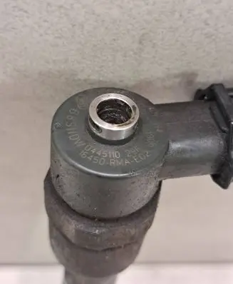 Honda Accord Fuel injector 0445110296
