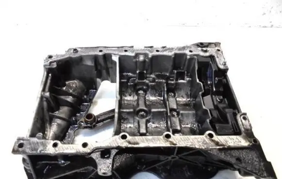 Opel Vivaro Oil sump