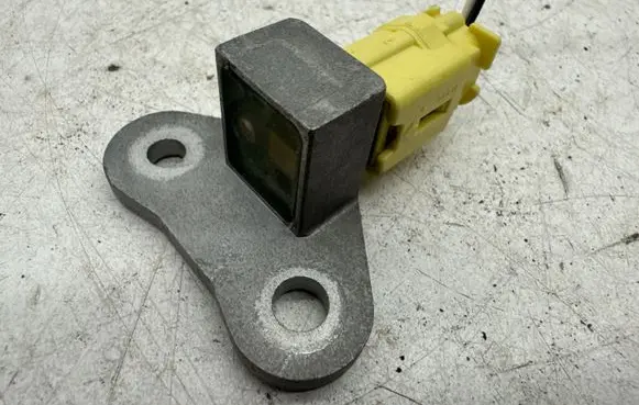 Nissan Qashqai Airbag deployment crash/impact sensor FAEG0083083445