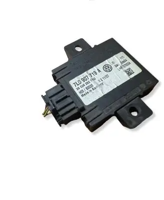 Volkswagen Touareg I Alarm control unit/module 7L0907719A 12203806 28024252F