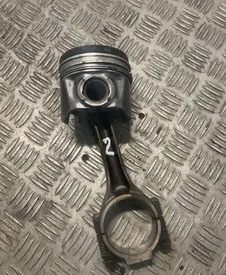 Volkswagen Transporter - Caravelle T5 Piston with connecting rod