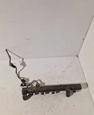 Mercedes-Benz R W251 Fuel main line pipe A6420700405 0707600497
