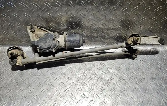 Subaru Impreza II Front wiper linkage and motor 38374BL