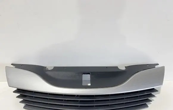 Renault Laguna II Front bumper upper radiator grill 8200390126
