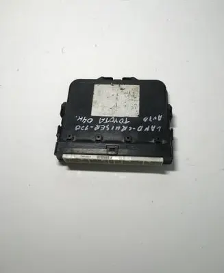 Toyota Land Cruiser (J120) ABS control unit/module 8954060240