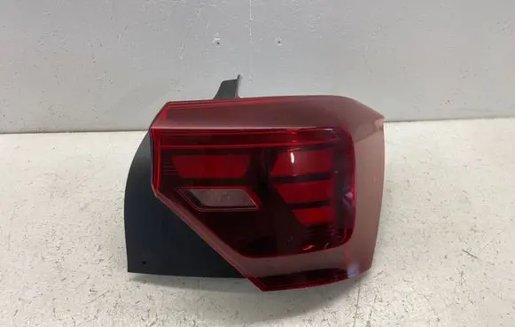 Volkswagen Polo VI Rear/tail lights 2G0945096F L6645575HW L664557