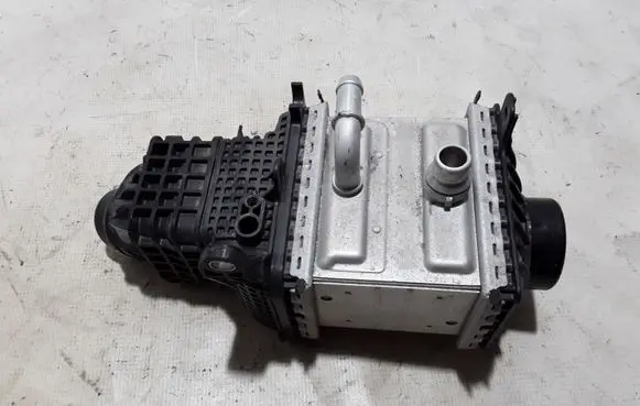 Volvo XC60 Intercooler radiator 32249372