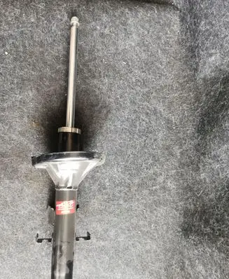 Ford Mondeo MK II Rear shock absorber/damper 334825
