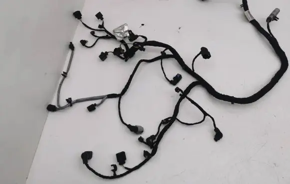Volkswagen T-Roc Engine installation wiring loom 04C973627P