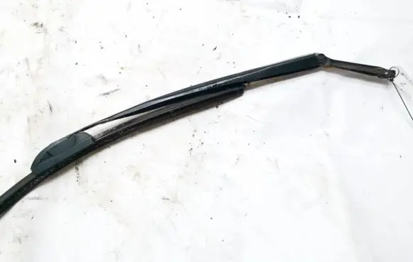 Alfa Romeo 147 Front wiper blade arm