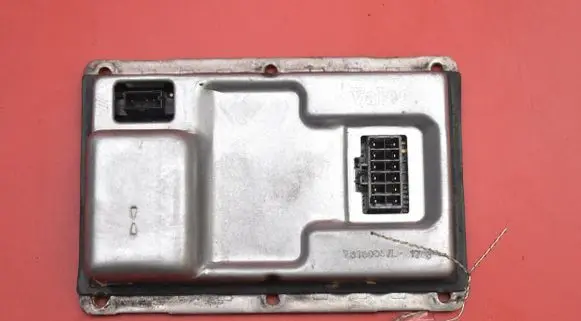 Saab 9-5 Voltage converter/converter module 7316Q057L