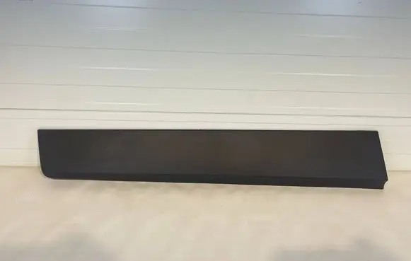 Front door trim (molding)