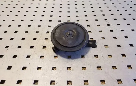 KIA Sorento Horn signal E428R000033