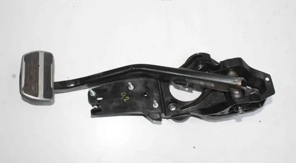 Land Rover Range Rover Evoque L551 Brake pedal M8DM2D094DC