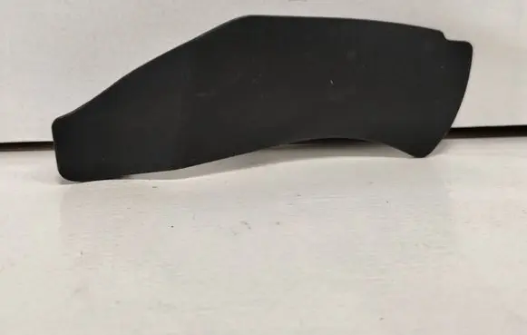Volkswagen Touran III Engine cover (trim) 5TA823316A