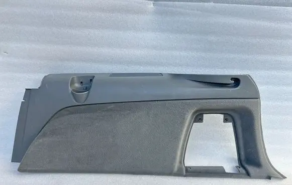 Audi Q7 4L Trunk/boot lower side trim panel 4L0863880C