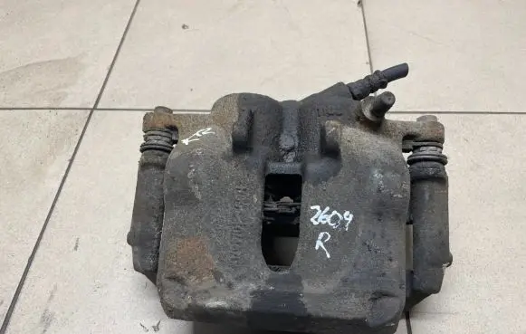 Renault Trafic II (X83) Front brake caliper