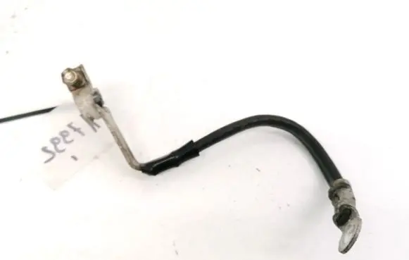 Toyota RAV 4 (XA20) Positive cable (battery)