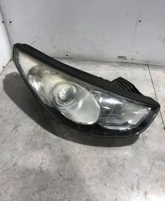 Hyundai ix35 Headlight/headlamp 921022Y