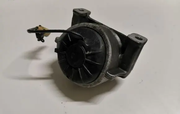 Audi S5 Facelift Engine mount bracket 8R0199381
