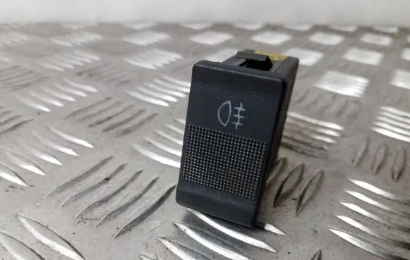 Fog light switch