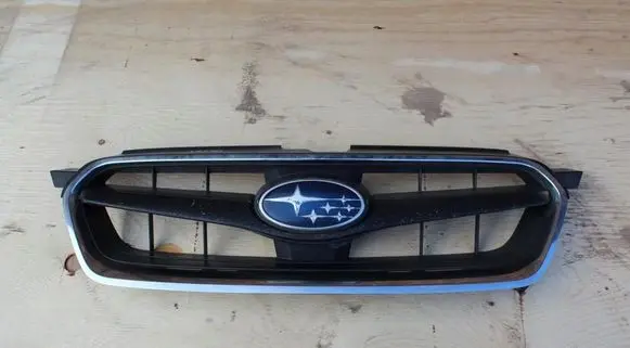 Subaru Legacy Front grill 91121AG150