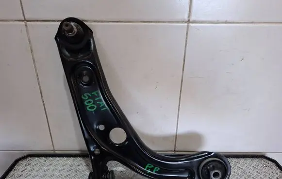 Fiat 500E Front control arm
