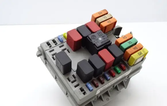 Fiat Doblo Fuse module 51763772